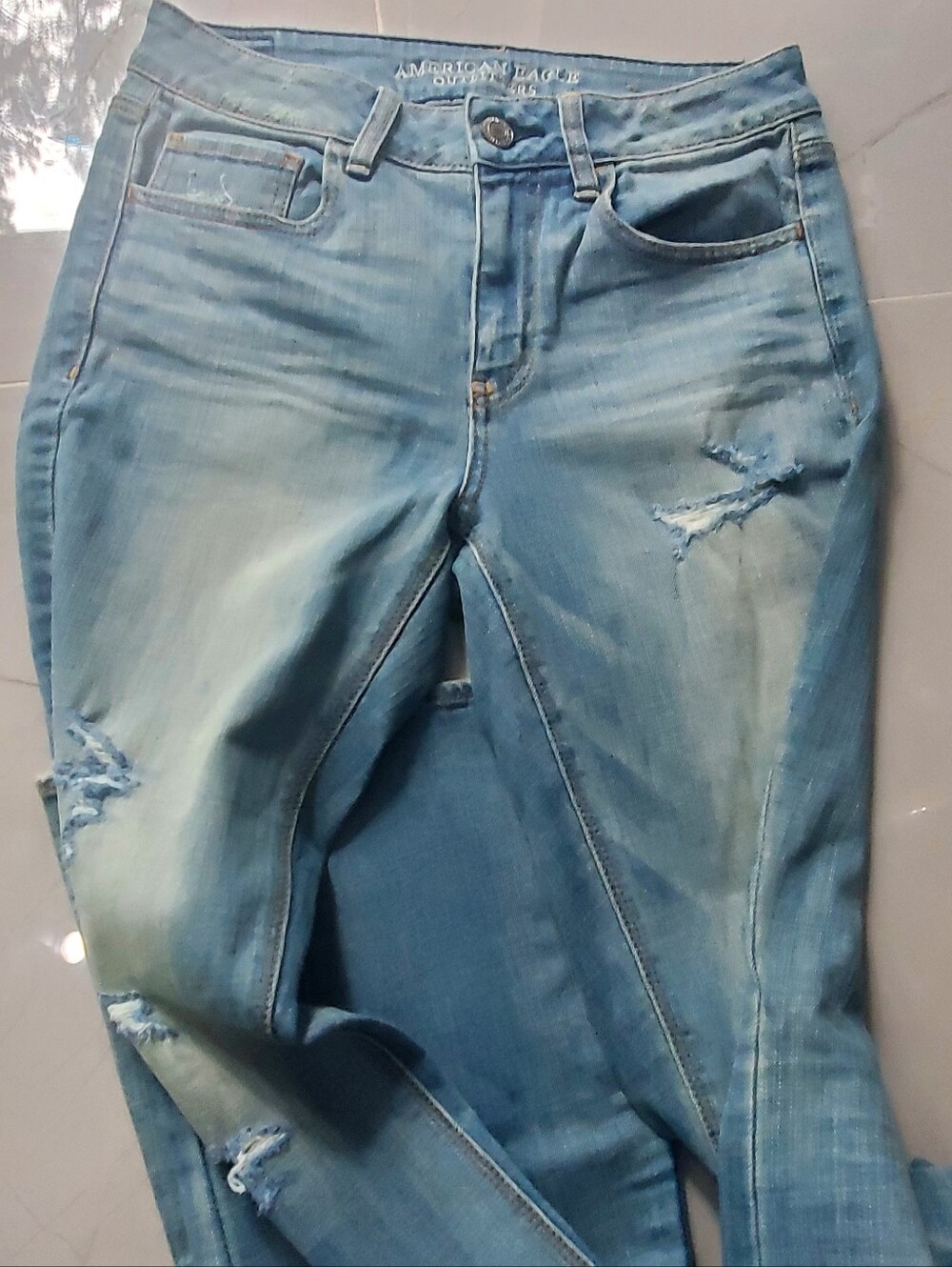 American Eagle HiRise Artist Stretch Jeans Size 8